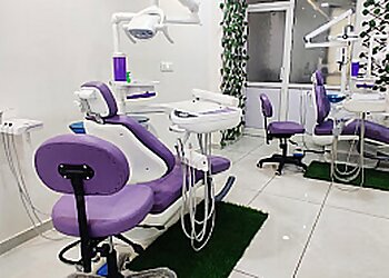 Dr. Raj Parthdev, BDS, MDS