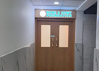 Dr. Rajeev Rao, MBBS, MS (Ortho) - ASWINI BONE AND JOINT FOUNDATION