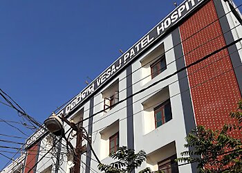 Dr. Rajesh Bajaj, MBBS - VESAJ PATEL HOSPITAL