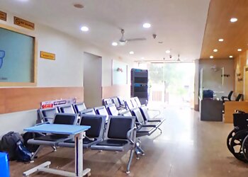 Dr. Rajesh Jain, MBBS, MS, MCh, FHU - NAVKAR HOSPITAL & RESEARCH CENTRE