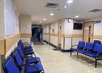 Dr. Rajesh Prabhu, MBBS, MD, DM - APOLLO SPECIALITY HOSPITAL