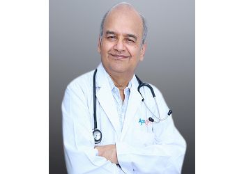 Dr. Ramakrishnan S, MBBS, MD, DM (RHEUMATOLOGY)