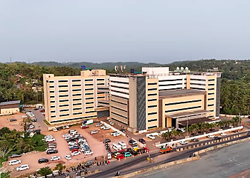 Dr. Ramakrishnan Vengelote, MBBS, MS, DNB - ASTER MIMS KANNUR