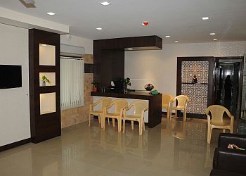 Dr. Ramasamy Lingappan, MS, DNB, M.Ch, MRCS, MNAMS - SRISHTI PLASTIC & COSMETIC SURGERY CENTRE