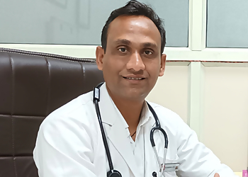 Dr. Rameshwar Gupta, MBBS, D.Orth, FEIORA
