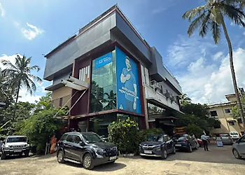 Dr. Rani Menon, MBBS, MS, FRCS (EDIN) - DR. RANI MENON EYE HOSPITAL