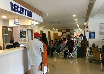 Dr. Rani Menon Maxivision Eye Hospitals