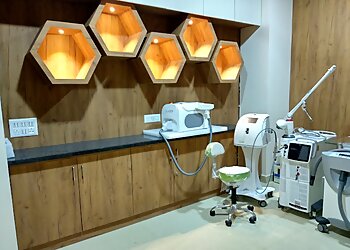 Dr. Ranjan Jeevannavar, MBBS, MD, DNB, FRGUHS - JEEVANNAVAR SKIN CARE