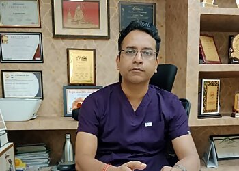 Gorakhpur Dermatologist Doctors Dr. Ratnakar Shukla - Dermagenix image 1