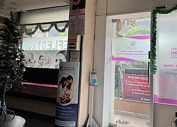 Dr. Ratnaprabha V Pisal, MBBS, DVD - REFLECTION SKIN, HAIR, NAIL, LASER & COSMETIC DERMATOSURGERY CE