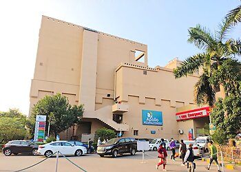 Dr. Ravi Kant Saraogi, MBBS, MD, DM  - APOLLO MULTISPECIALITY HOSPITALS, KOLKATA