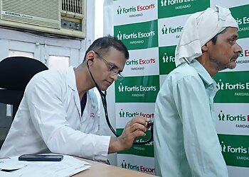 Dr. Ravi Shekhar Jha, MBBS, MD, DNB, EDRM - FORTIS ESCORTS HOSPITAL