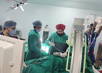 Dr. Ravinder Singh Ghai, MBBS, MS, M.Ch