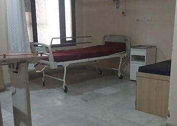 Dr. Ravneet Singh Grover, MBBS, MD - MEDICAID HOSPITAL & CRITICAL CARE CENTRE