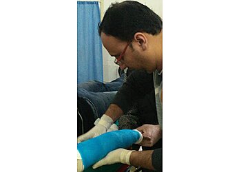 Dr. Rishabh Gupta, MBBS, MS (Ortho)