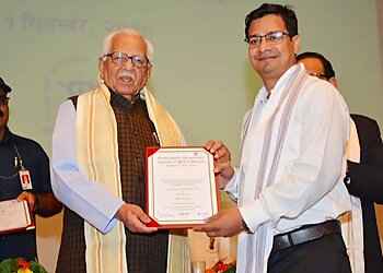 Dr. Robin Bansal, MBBS, MD, DM (NEUROLOGY) - BANSAL ADVANCED NEUROLOGY AND MATERNITY CENTRE