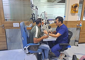 Dr. Rohan Thakkar, MBBS, DNB, MS, FICO, MNAMS - DR. ROHAN'S EYE HOSPITAL & LASER CENTRE