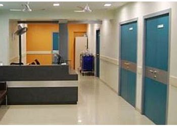 Dr. Rohit Caroli, MBBS, MD, EDRM, FIB - APOLLO HOSPITALS NOIDA