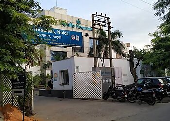 Dr. Rohit Caroli, MBBS, MD, EDRM, FIB - APOLLO HOSPITALS NOIDA