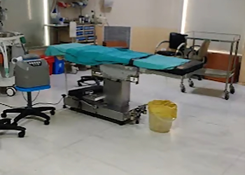 Dr. Rohit Caroli, MBBS, MD, EDRM, FIB - APOLLO HOSPITALS NOIDA