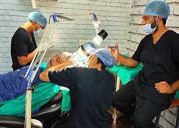 Dr. Rohit Garg MBBS, MS - LUDHIANA HAIR STUDIO