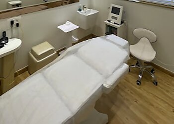 Dr. Roopam Mayur Gangurde, MBBS, MD - DR ROOPAM'S SKINACEA SKIN & HAIR CLINIC