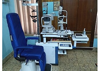 Dr. Rushmika Singhla, MBBS, DOMS, FRCS - CHANDIGARH EYE CARE