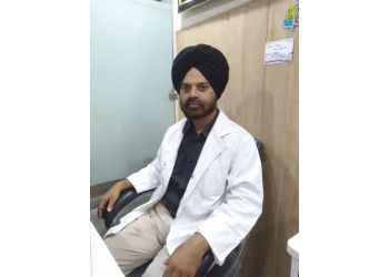 3 Best Hair Transplant Surgeons in Amritsar, PB - ThreeBestRated
