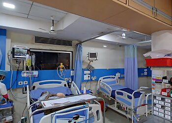 Dr. Sadanand Bhusari, MBBS, DNB - OZONE MULTISPECIALITY HOSPITAL