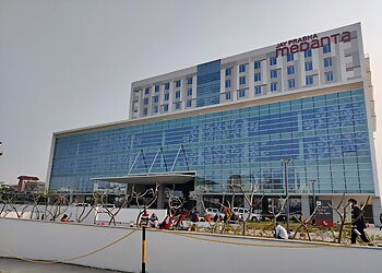 Dr. Saket Sharma, MBBS, MD, DM - JAY PRABHA MEDANTA SUPER SPECIALTY HOSPITAL