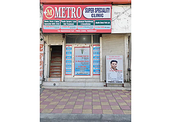 Dr. Salvinder Singh Toor MBBS, MS, MCh-METRO NEURO & GYNAE CLINIC
