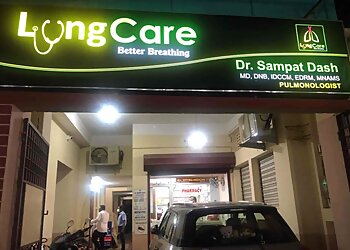 Dr. Sampat Dash, MD, DM, IDCCM, ERDM, MNAMS - LUNG CARE