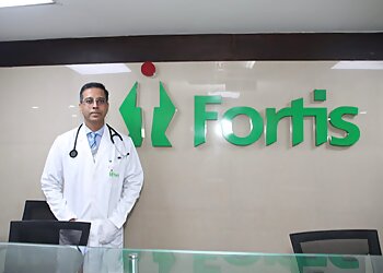 Dr. Sandeep Chopra, MBBS, MD, DM, FRACP, FACC - FORTIS HOSPITAL