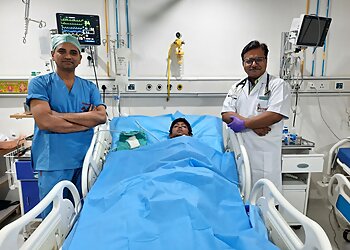 Dr. Sandeep Kumar Garg, MBBS, MD, DM - KIDNEY CARE CENTER