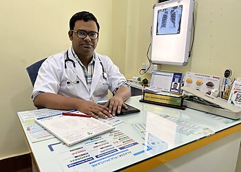 Bhubaneswar Pulmonologists Dr. Sangram Keshari Mohapatra, MBBS, MD - MedGen Healthcare image 1