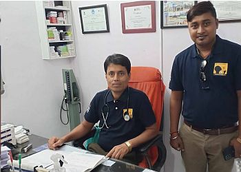 Dr. Sanjay Kumar, MBBS, MD, DTCD, PGCDM, CCMTD, PGDED - LIFELINE HEALTH CARE