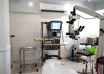 Dr. Sanket Ramesh Nirgude, MBBS, MS - RADHA KRISHNA NETRALAY