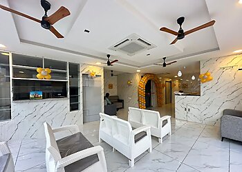 Dr. Saravanan.B.N, MBBS, DDVL - SREE SKIN, HAIR & COSMETIC CLINIC