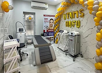 Dr. Saravanan.B.N, MBBS, DDVL - SREE SKIN, HAIR & COSMETIC CLINIC