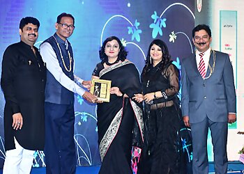 Dr. Sarita Channawar, MBBS, MS - WOCKHARDT HOSPITAL