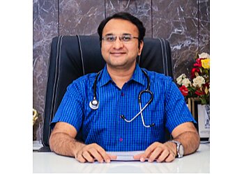 सुरत गैस्ट्रोएन्टेरोलॉजिस्ट डॉक्टर Dr. Saumin Shah, MBBS, MD, DNB - GUJARAT GASTRO & VASCULAR HOSPITAL छवि 1