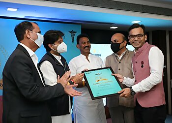 Dr. Saurabh Gupta, MBBS, MD, DM  - NEURON CLINIC