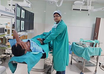 Dr. Saurav Pandey, MBBS, MD - RELAX CLINIC & PATHOLOGY