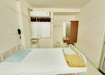 Dr. Shabbir Hussain, MBBS, M.Ch, PGI, DNB, MNAMS - GLOBAL HOSPITAL