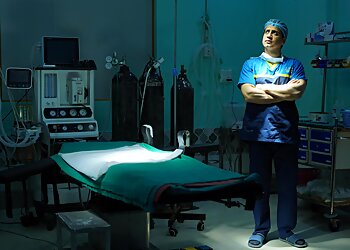 Dr. Shah Naveed, MBBS, MS, DNB - PARAS HOSPITALS