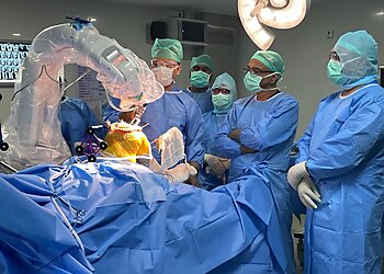 Dr. Shailendra Patil, MBBS, D.ORTHO, DNB - BONE AND JOINT CARE CENTRE