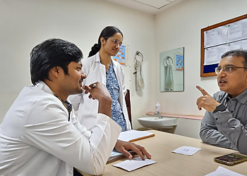 Dr. Shailesh Patel, M.B.B.S, M.S, M.Ch