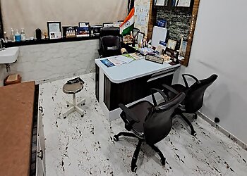 Dr. Shamim Akhtar, MBBS, MS, D Ortho - RAYS AND BONES DIAGNOSTIC CENTRE AND ORTHOPEDIC CLINIC