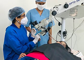 Dr. Shannu S Tiwari, MBBS, DLO - TIWARI ENT CLINIC