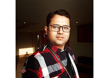 Dr. Shantam Mohan, MBBS, MD, DM Dr. Shantam Mohan, MBBS, MD, DM